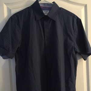Men’s Society of Threads Short Sleeve Button Up M